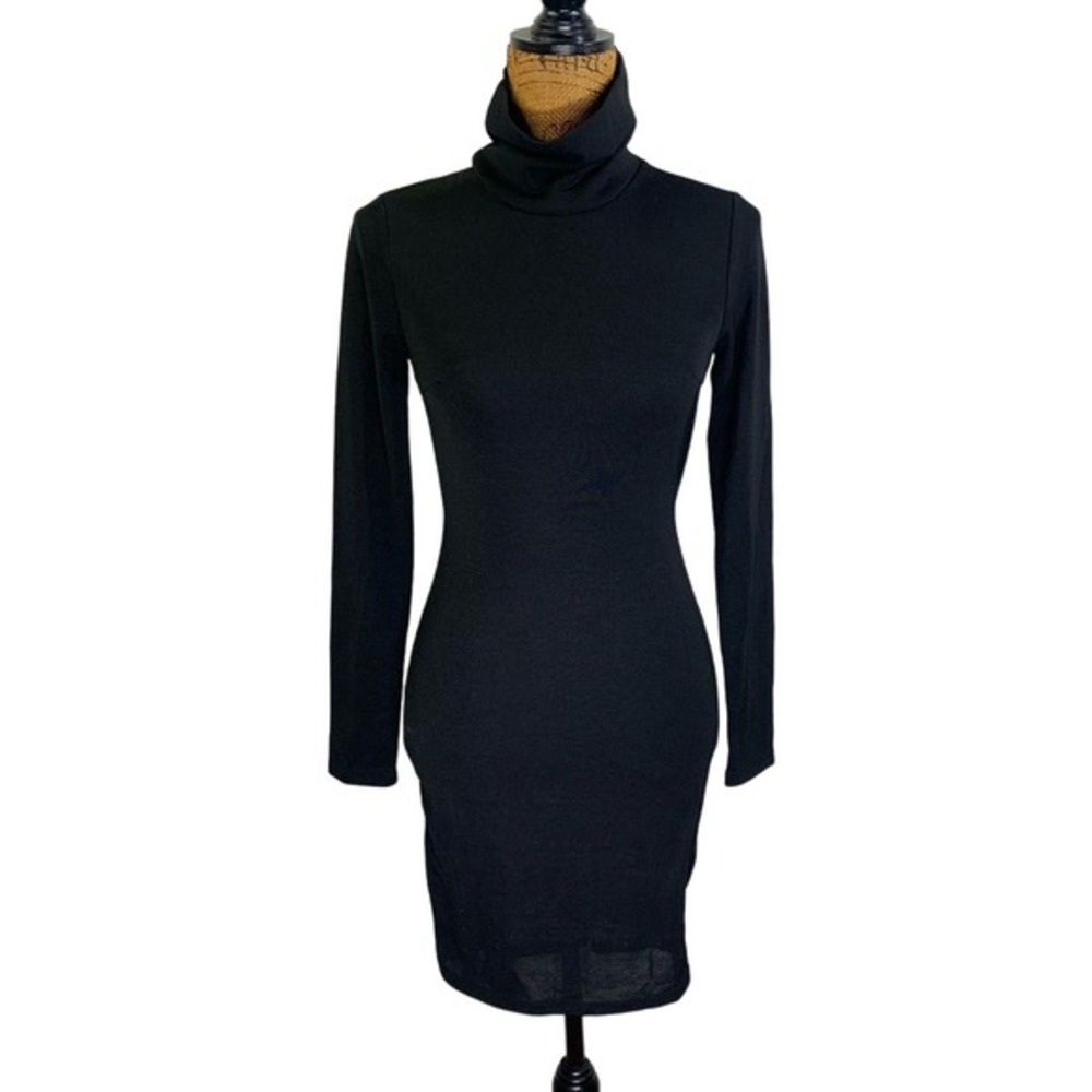 THAT'S SO FETCH Bodycon Turtle Neck Open‎ Back LBD Long Sleeve Dress NWT